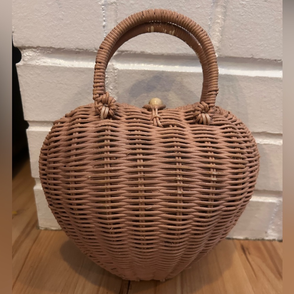 Olli Ella Rattan Luvya Bag in Rose - Heart-shaped Basket Purse